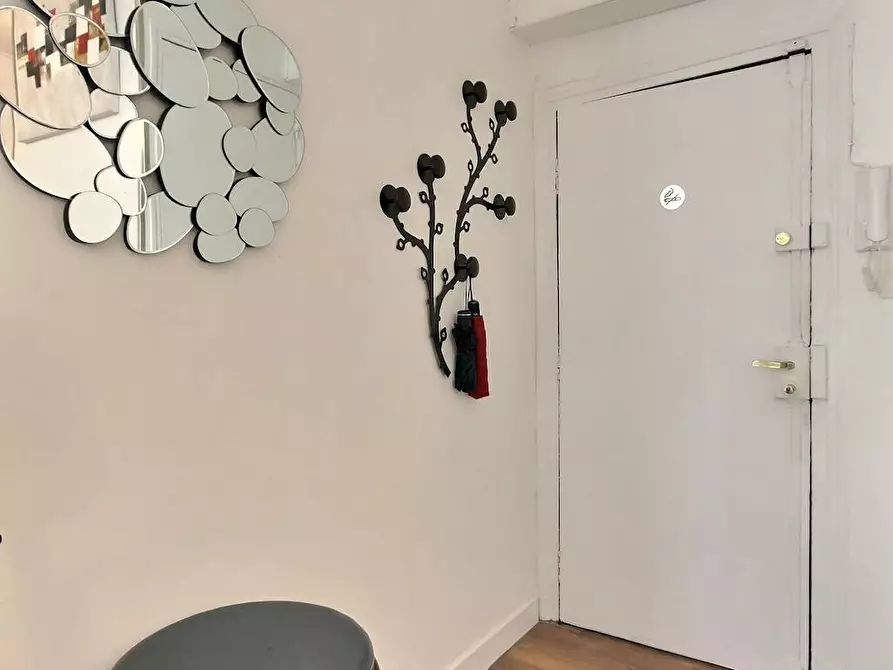 Immagine 2 di Appartamento in affitto  in Rue de Varenne a Paris 07
