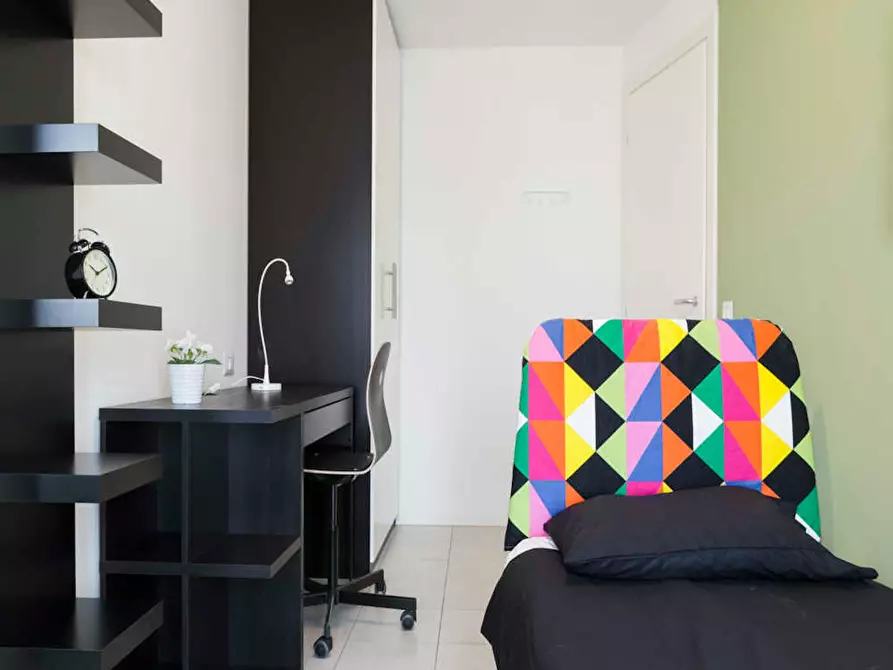 Immagine 2 di Camera in affitto  in Largo Cavalieri di Malta a Milano