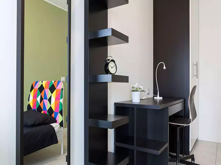 Immagine 5 di Camera in affitto  in Largo Cavalieri di Malta a Milano