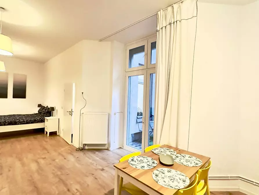 Immagine 6 di Appartamento in affitto  in Stargarder Straße a Berlin