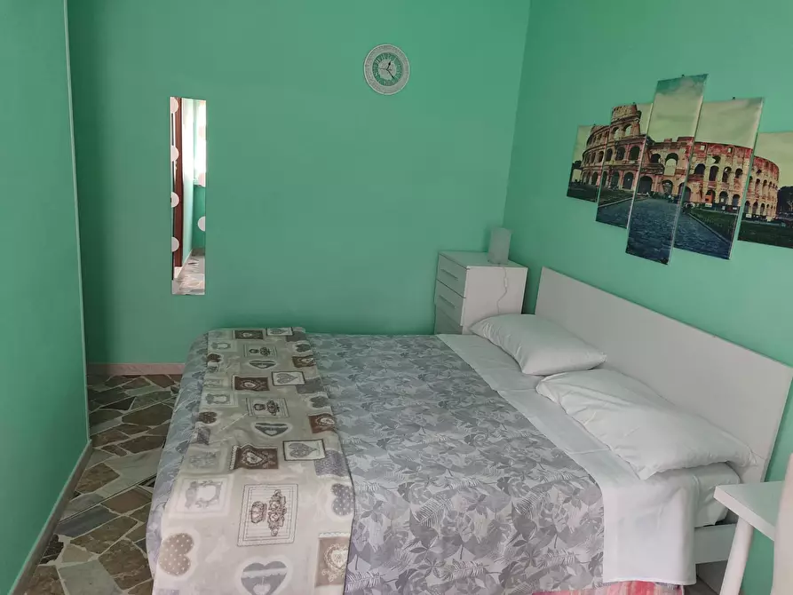 Immagine 5 di Camera in affitto  in Via degli Storni a Roma