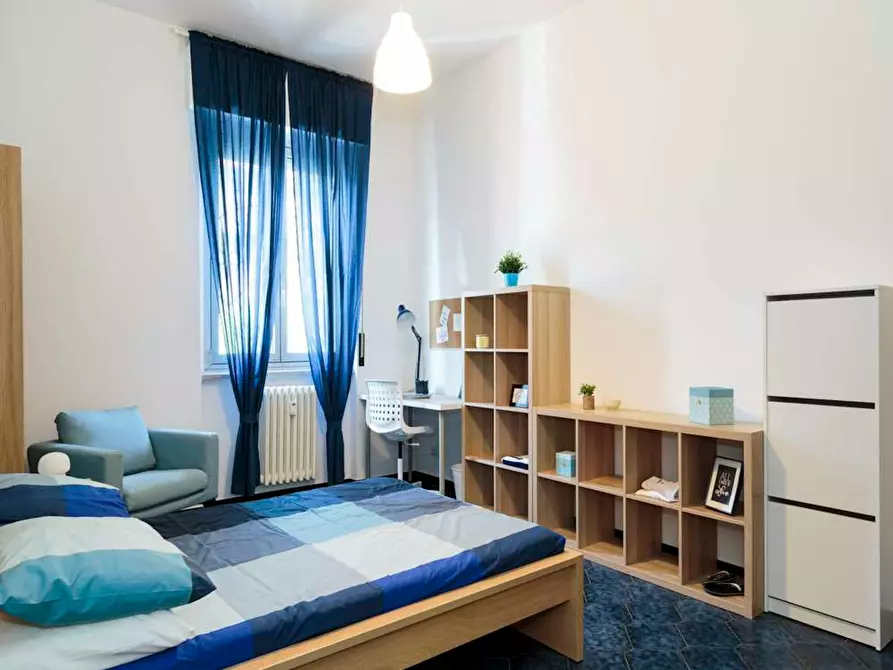 Immagine 4 di Camera in affitto  in Via Garegnano a Milano