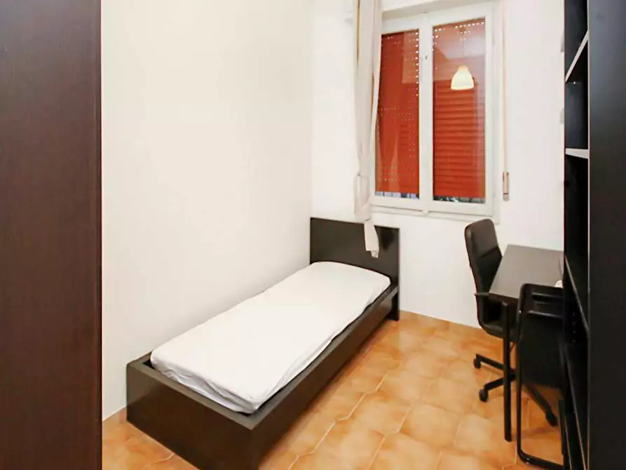 Immagine 1 di Camera in affitto  in Via Bartolomeo D'Alviano a Milano