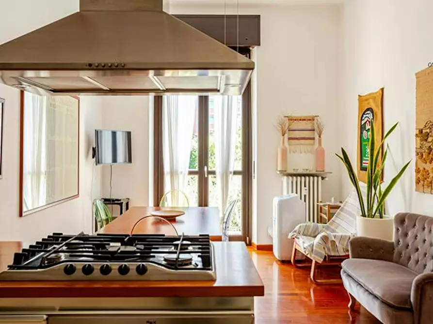 Immagine 2 di Appartamento in affitto  in Via Ettore Bellani a Milano