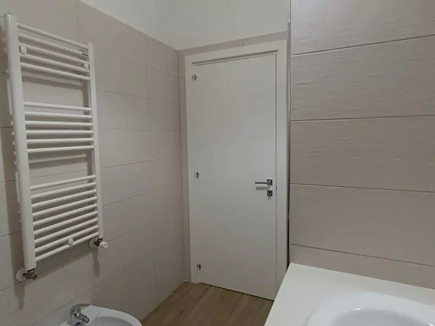 Immagine 4 di Camera in affitto  in Via Gian Giuseppe Carulli a Bari