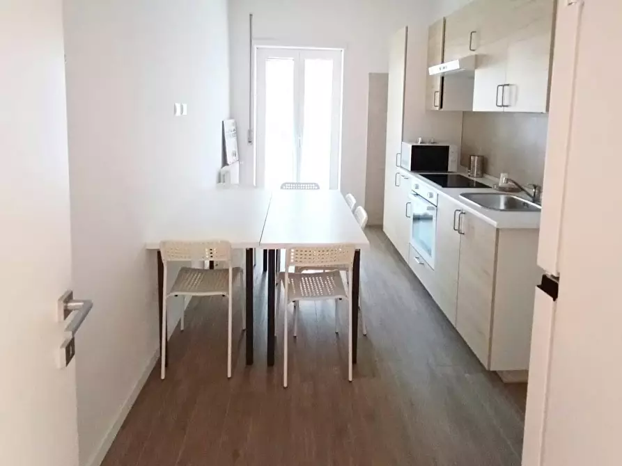 Immagine 10 di Camera in affitto  in Via Gian Giuseppe Carulli a Bari