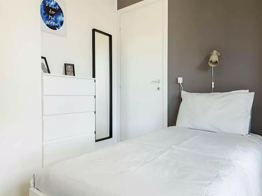 Immagine 7 di Camera in affitto  in Via delle Ande a Milano