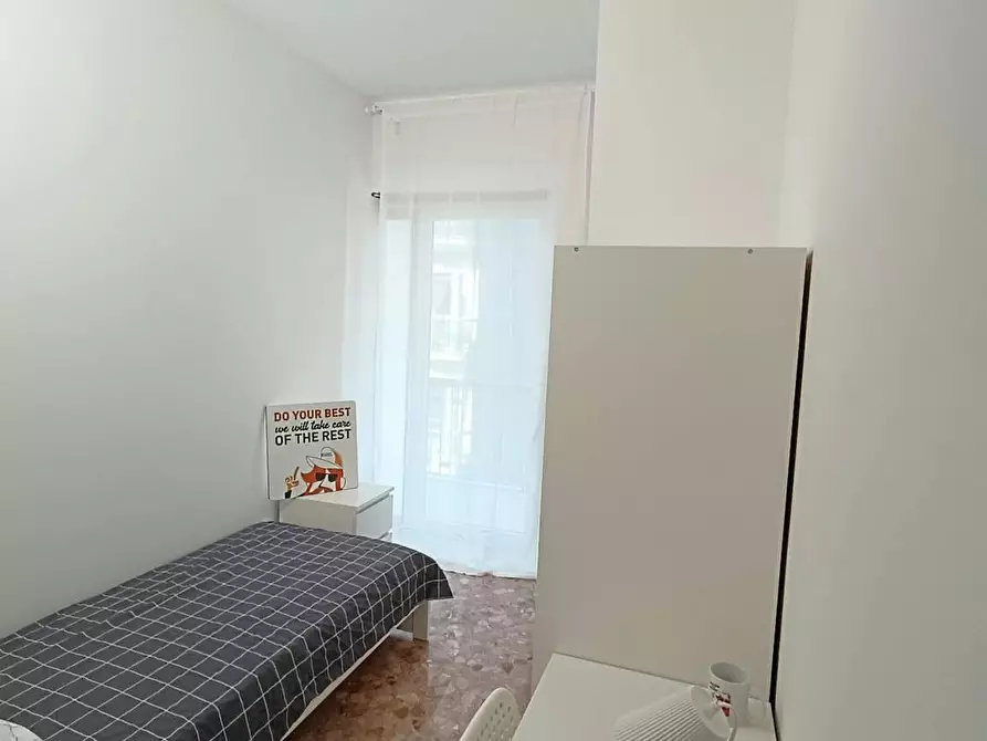 Immagine 2 di Camera in affitto  in Via Gian Giuseppe Carulli a Bari