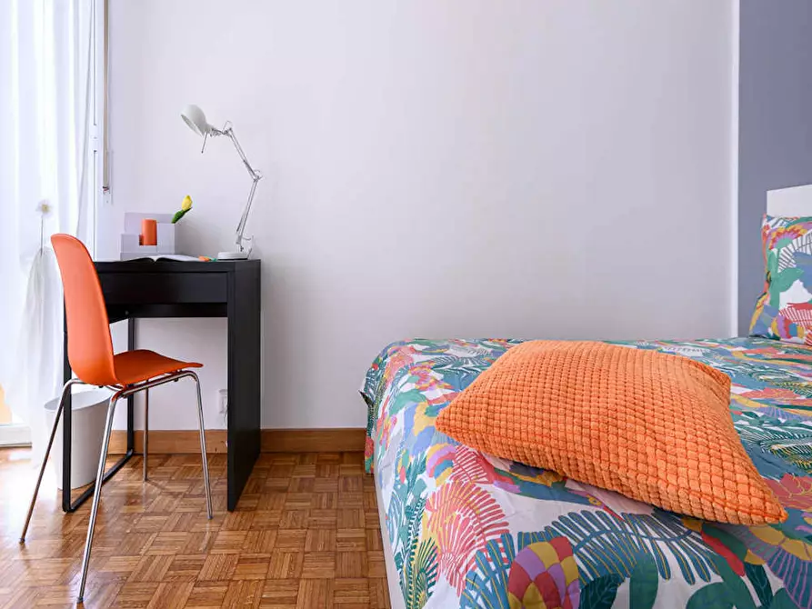 Immagine 5 di Camera in affitto  in Via Pietro Borsieri a Milano