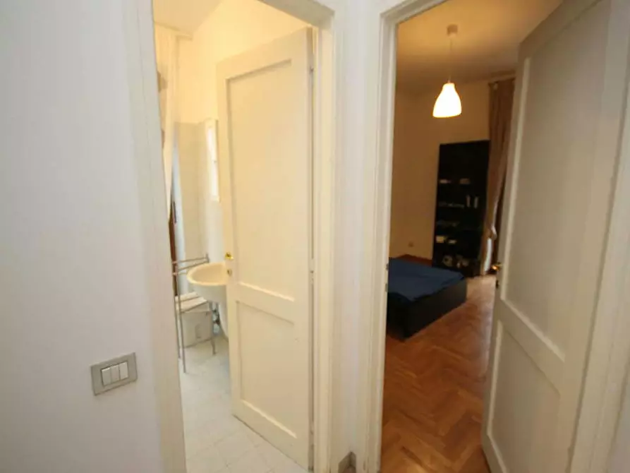 Immagine 10 di Camera in affitto  in Via Felice Bellotti a Milano