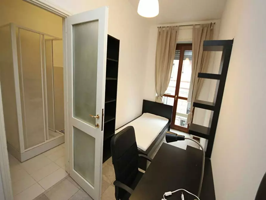 Immagine 6 di Camera in affitto  in Via Felice Bellotti a Milano