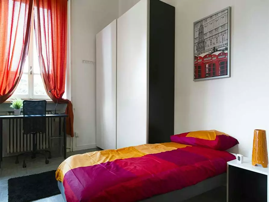 Immagine 1 di Camera in affitto  in Viale Tibaldi a Milano