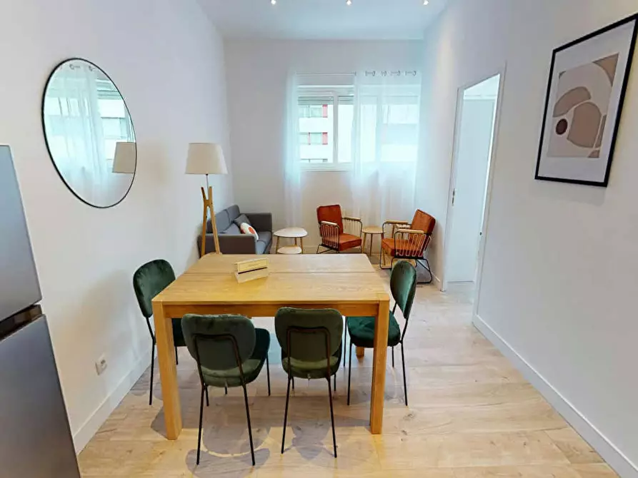 Immagine 3 di Camera in affitto  in Rue de Brigode a Lille