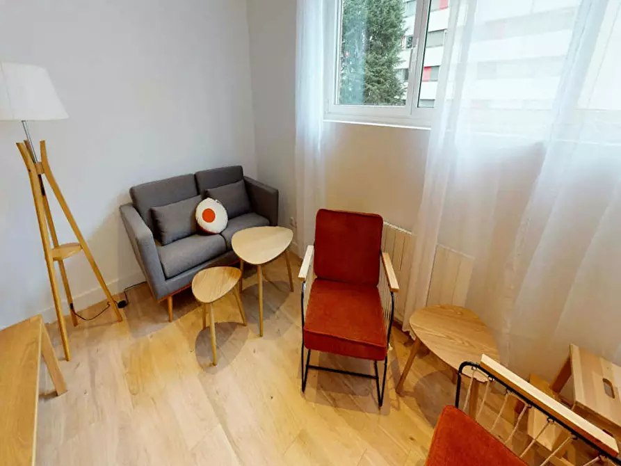 Immagine 4 di Camera in affitto  in Rue de Brigode a Lille