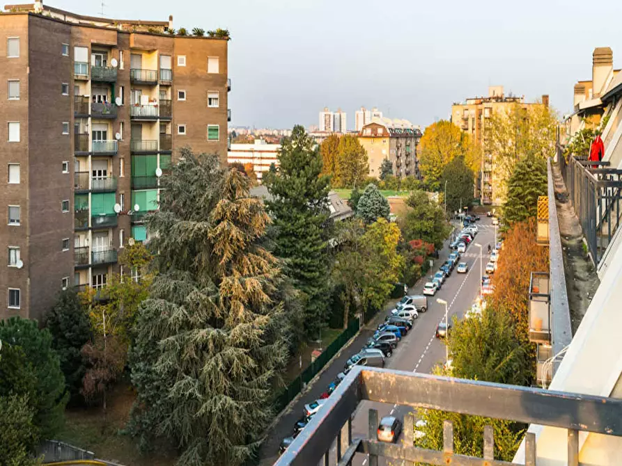 Immagine 9 di Camera in affitto  in Via delle Acacie a Buccinasco