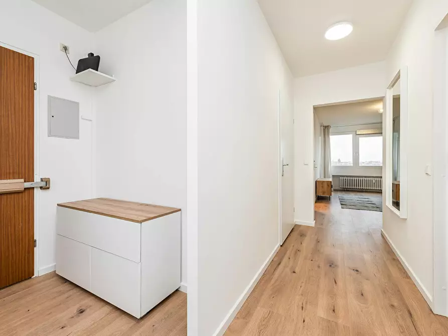Immagine 3 di Appartamento in affitto  in Mehringplatz a Berlin Kreuzberg
