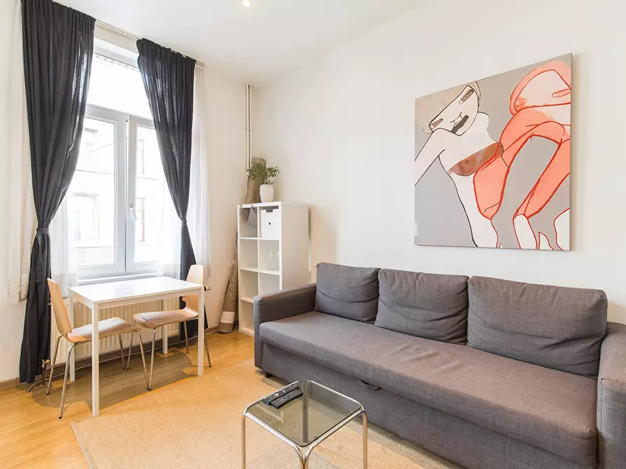 Immagine 1 di Appartamento in affitto  in Rue de la Senne a Bruxelles