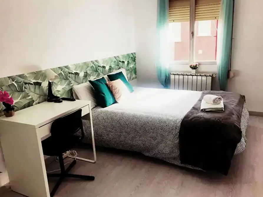 Immagine 2 di Camera in affitto  in Calle de la Vereda del Carmen a Madrid