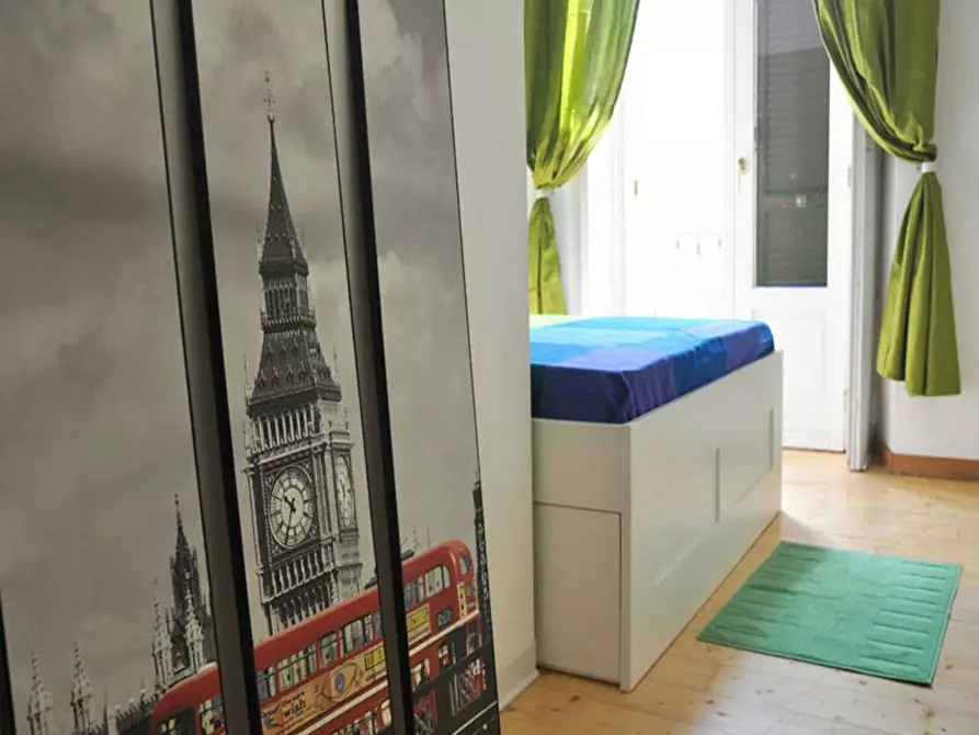 Immagine 5 di Camera in affitto  in Via Mauro Macchi a Milano