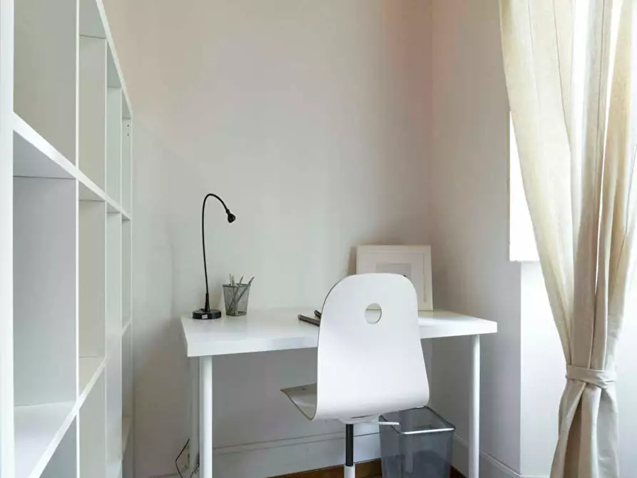 Immagine 5 di Camera in affitto  in Via Gustavo Modena a Milano