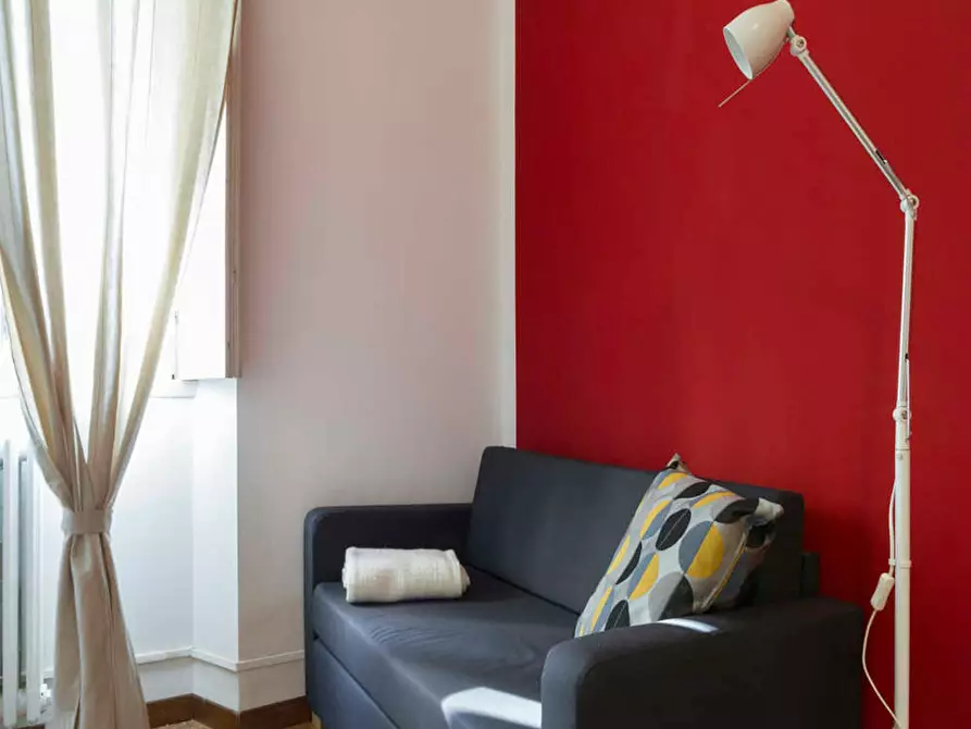 Immagine 6 di Camera in affitto  in Via Gustavo Modena a Milano