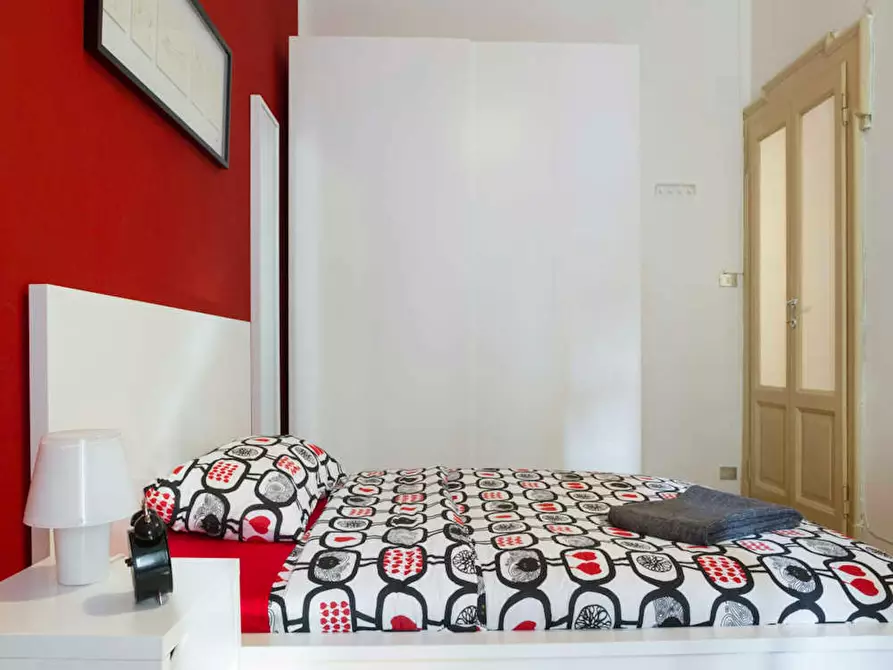 Immagine 3 di Camera in affitto  in Via Gustavo Modena a Milano