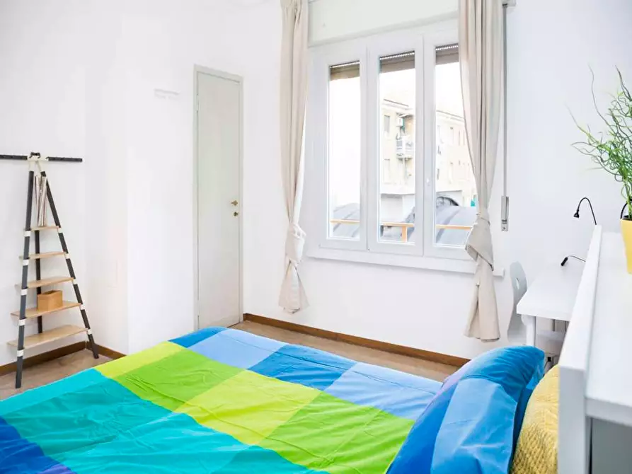 Immagine 4 di Camera in affitto  in Viale Carlo Espinasse a Milano