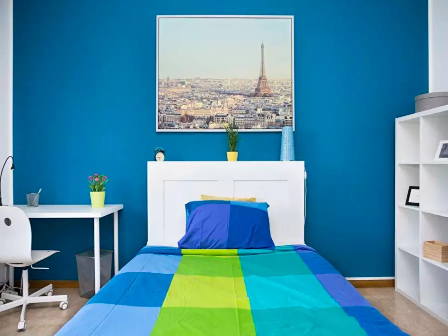 Immagine 6 di Camera in affitto  in Viale Carlo Espinasse a Milano