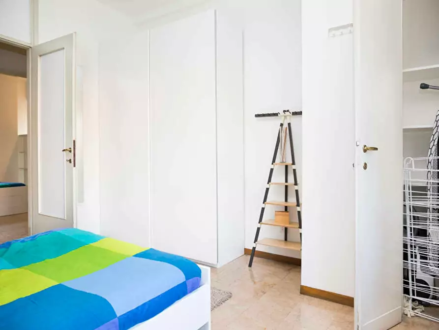 Immagine 2 di Camera in affitto  in Viale Carlo Espinasse a Milano