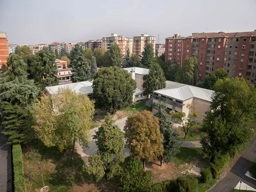 Immagine 10 di Camera in affitto  in Via Salvatore Barzilai a Milano