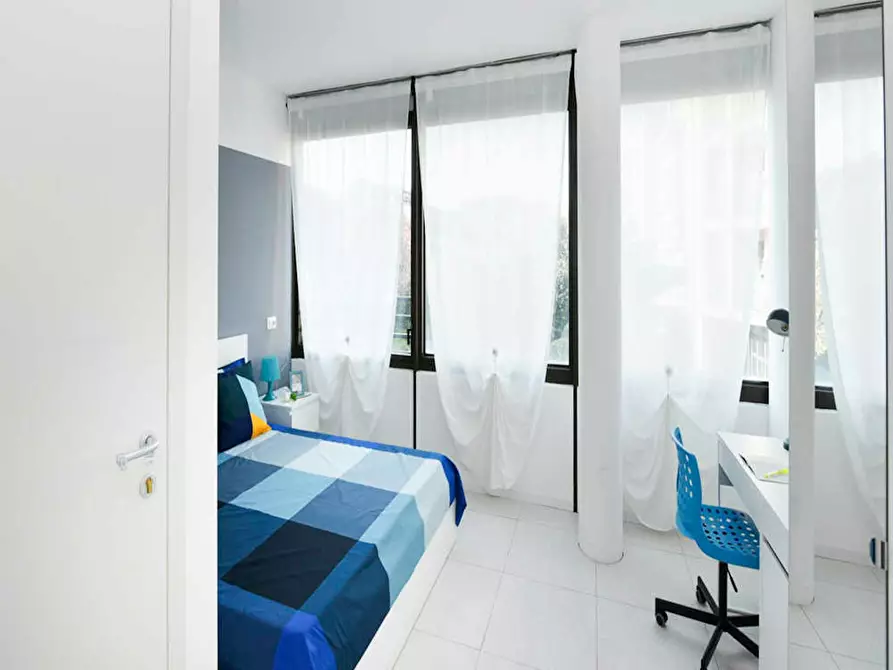 Immagine 4 di Camera in affitto  in Via Carlo Imbonati a Milano