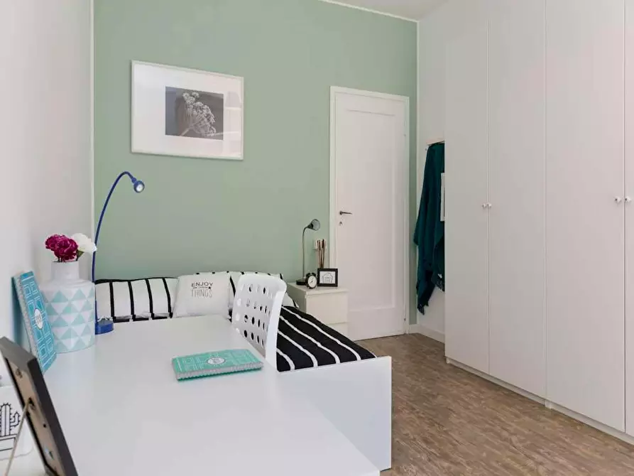 Immagine 5 di Camera in affitto  in Via Luigi Luzzatti a Milano