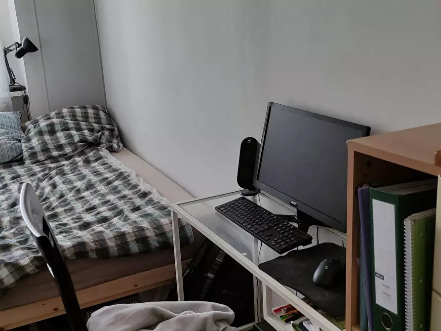 Immagine 1 di Camera in affitto  in Sonnenallee a Berlin