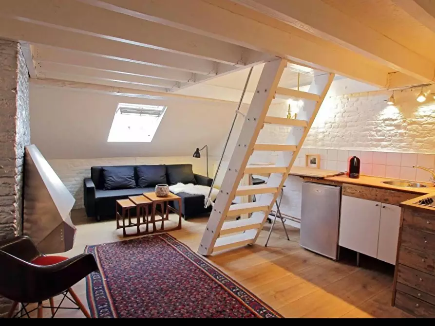 Immagine 2 di Appartamento in affitto  in Rue des Éperonniers a Bruxelles