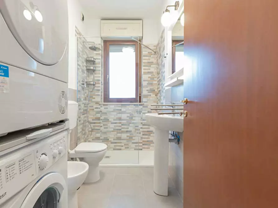 Immagine 9 di Camera in affitto  in Strada del Fortino a Torino