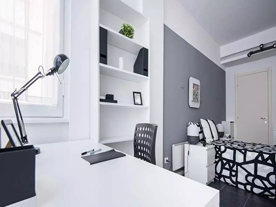 Immagine 2 di Camera in affitto  in Viale Brianza a Milano