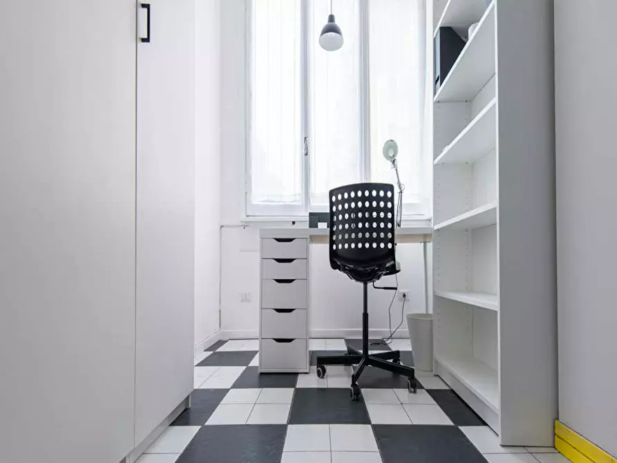 Immagine 8 di Camera in affitto  in Viale Brianza a Milano