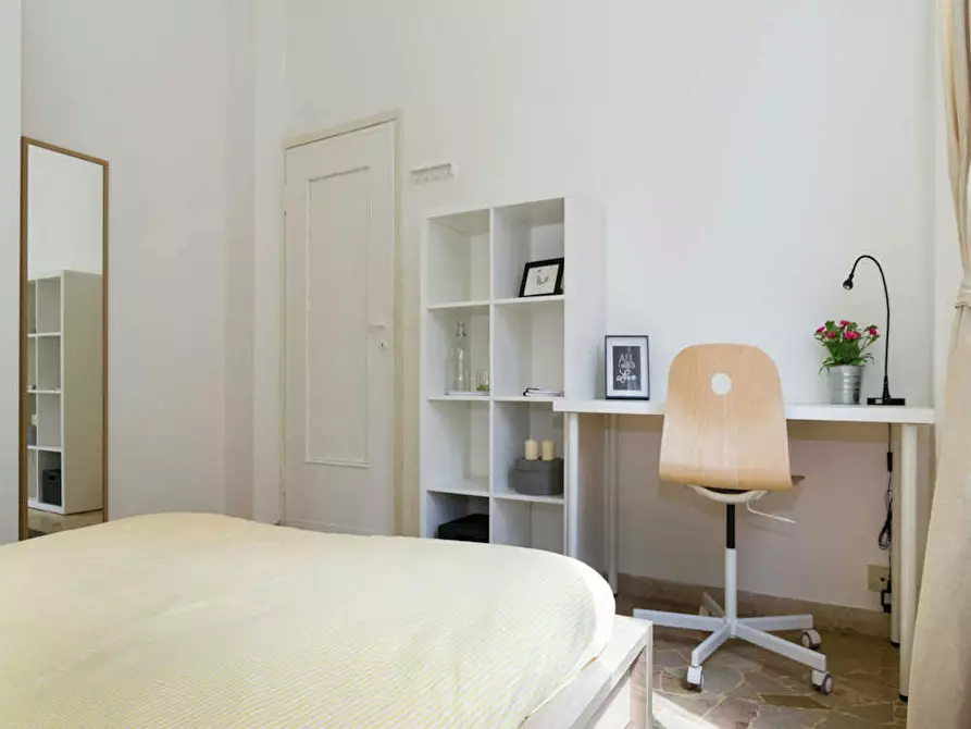 Immagine 6 di Camera in affitto  in Via Lepanto a Milano