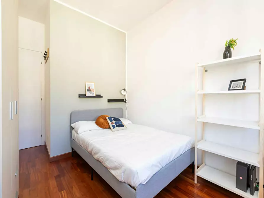Immagine 4 di Camera in affitto  in Via Lattanzio a Milano