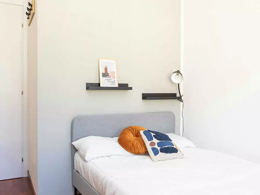 Immagine 1 di Camera in affitto  in Via Lattanzio a Milano