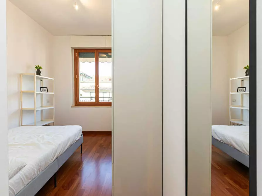 Immagine 6 di Camera in affitto  in Via Lattanzio a Milano