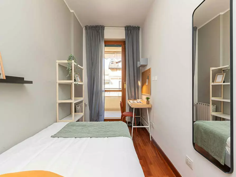 Immagine 4 di Camera in affitto  in Via Lattanzio a Milano