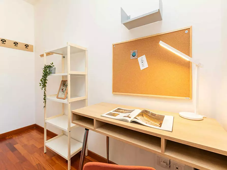 Immagine 10 di Camera in affitto  in Via Lattanzio a Milano