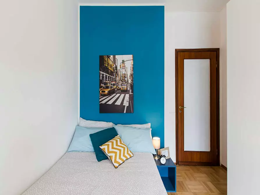 Immagine 2 di Camera in affitto  in Via Gianni Caproni a Milano