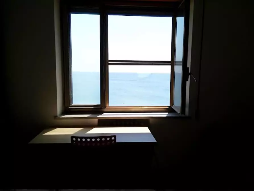 Immagine 5 di Camera in affitto  in Via Francesco Caracciolo a Catanzaro