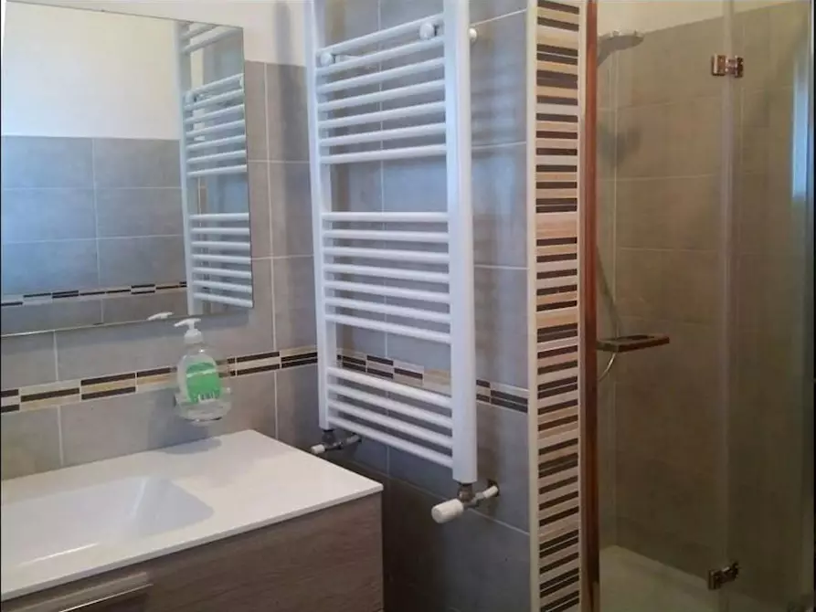 Immagine 9 di Camera in affitto  in Via Francesco Caracciolo a Catanzaro