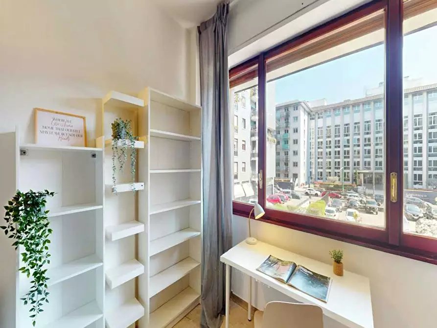 Immagine 4 di Camera in affitto  in Via Copernico a Milano