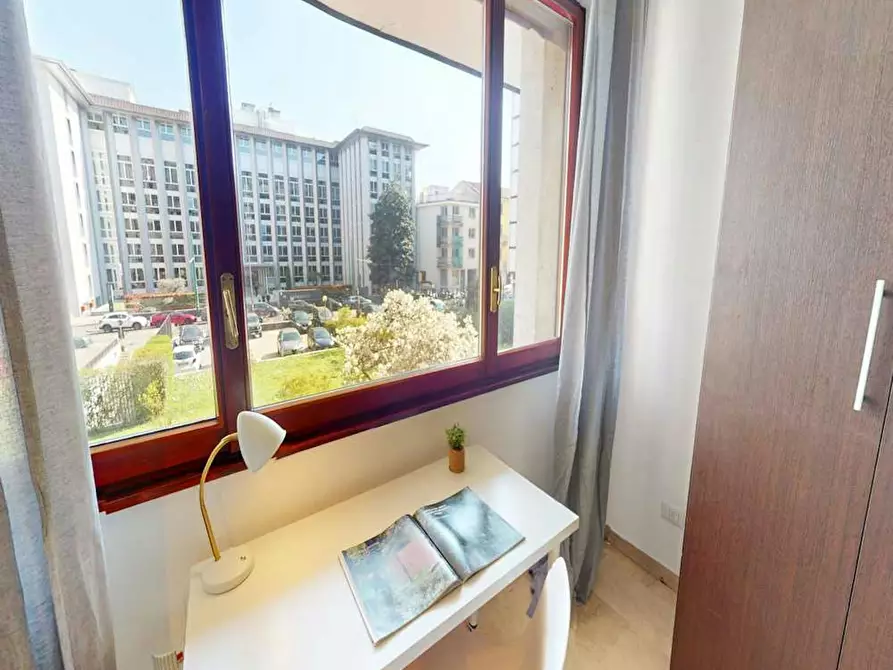 Immagine 5 di Camera in affitto  in Via Copernico a Milano