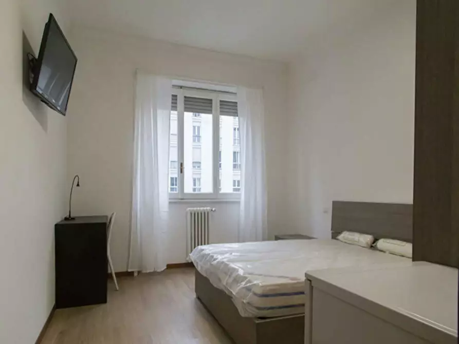 Immagine 4 di Camera in affitto  in Via Soperga a Milano