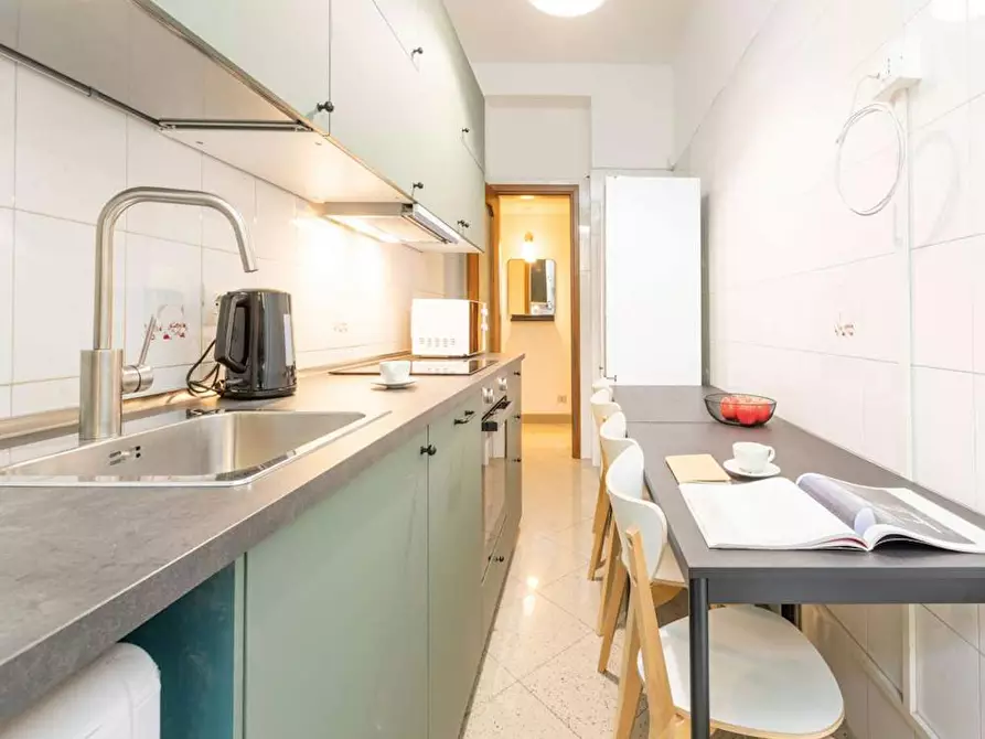 Immagine 10 di Camera in affitto  in Via Novegno a Milano